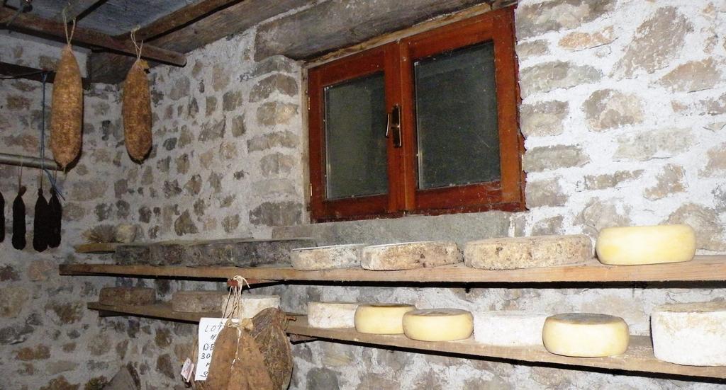 Agriturismo Al Bachero Belluno Eksteriør billede